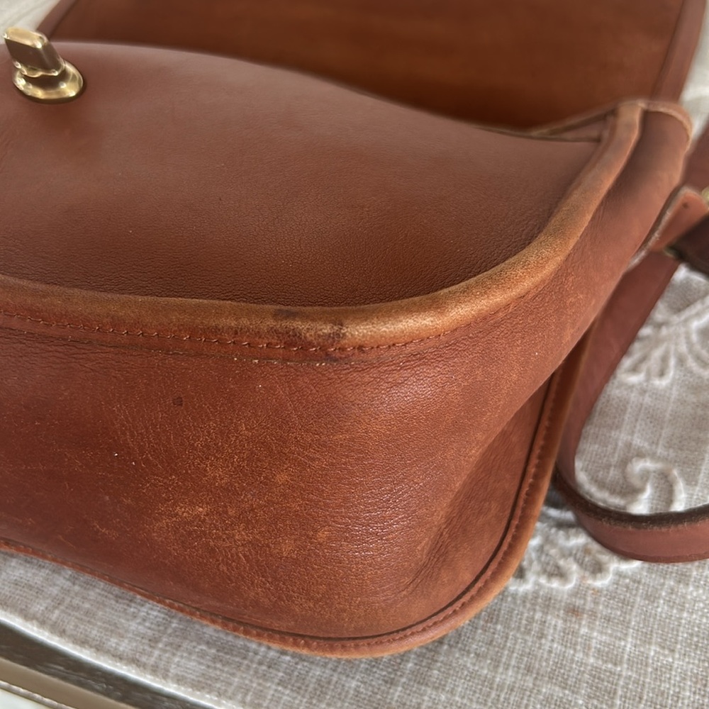 Coach Authentic Vintage British Tan Soft Leather #9790 Crossbody Bag - Picture 11 of 16
